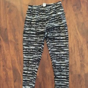 Roxy, full-length leggings